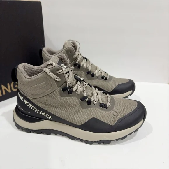 The North Face Men's Activist Mid Futurelight Hiking Trail Boots - Picture 2 of 10